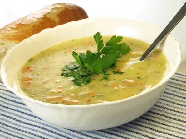 Vegetable puree soup with carrots in the diet menu of drinks for weight loss